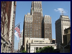 Baltimore_St_approaching_N_Charles_St_Bankofamericabldg